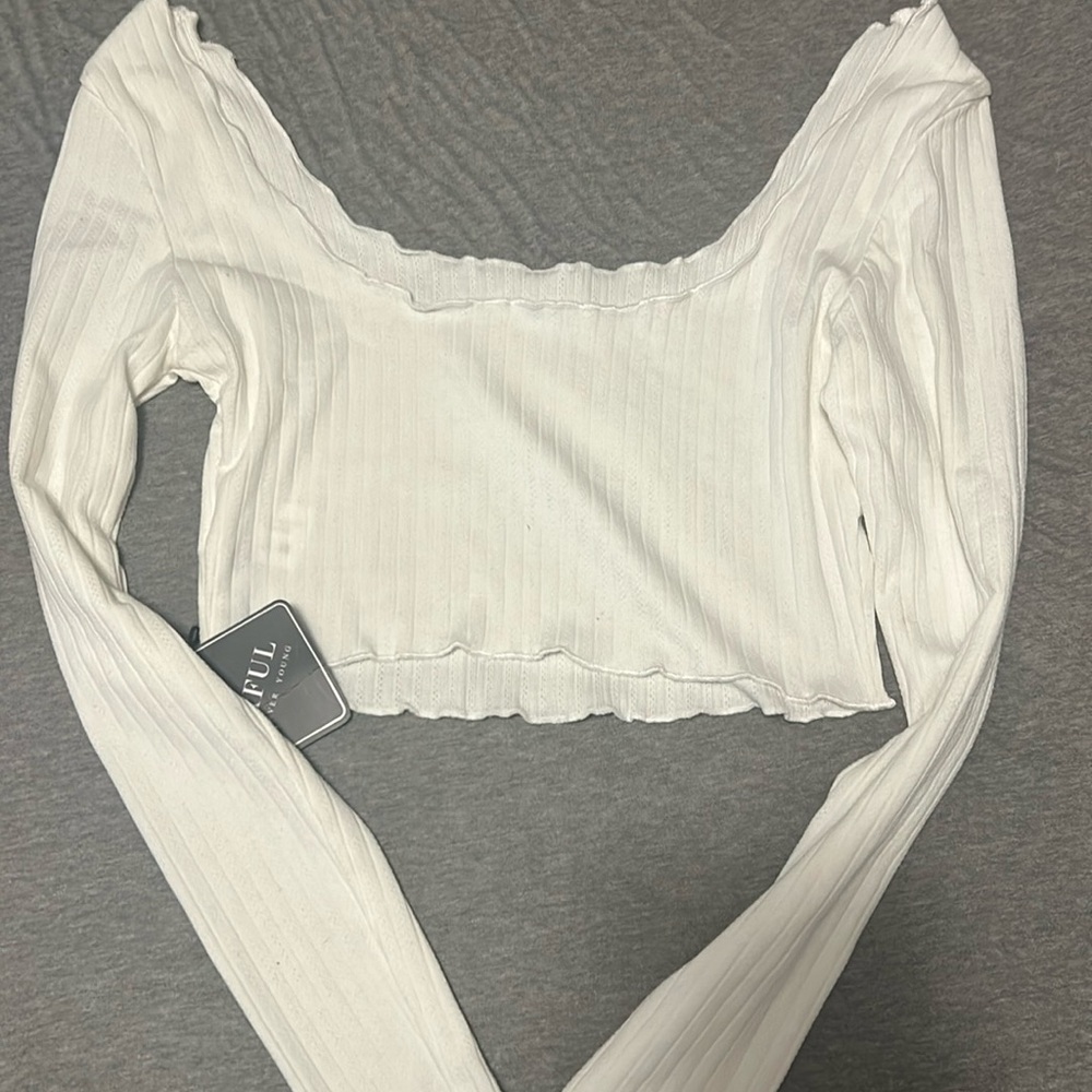 Cropped Long Sleeve White Top